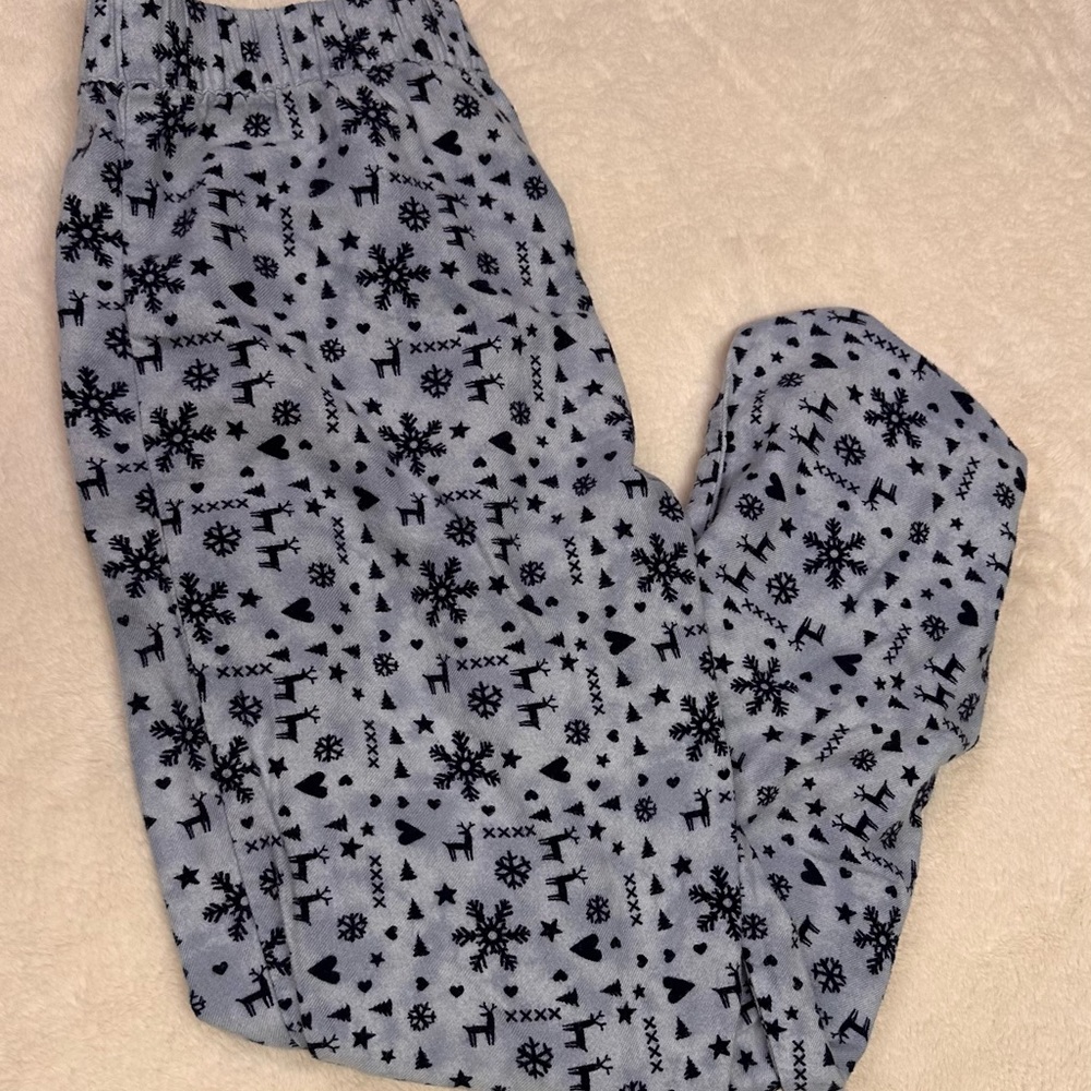GAP CHRISTMAS PAJAMAS